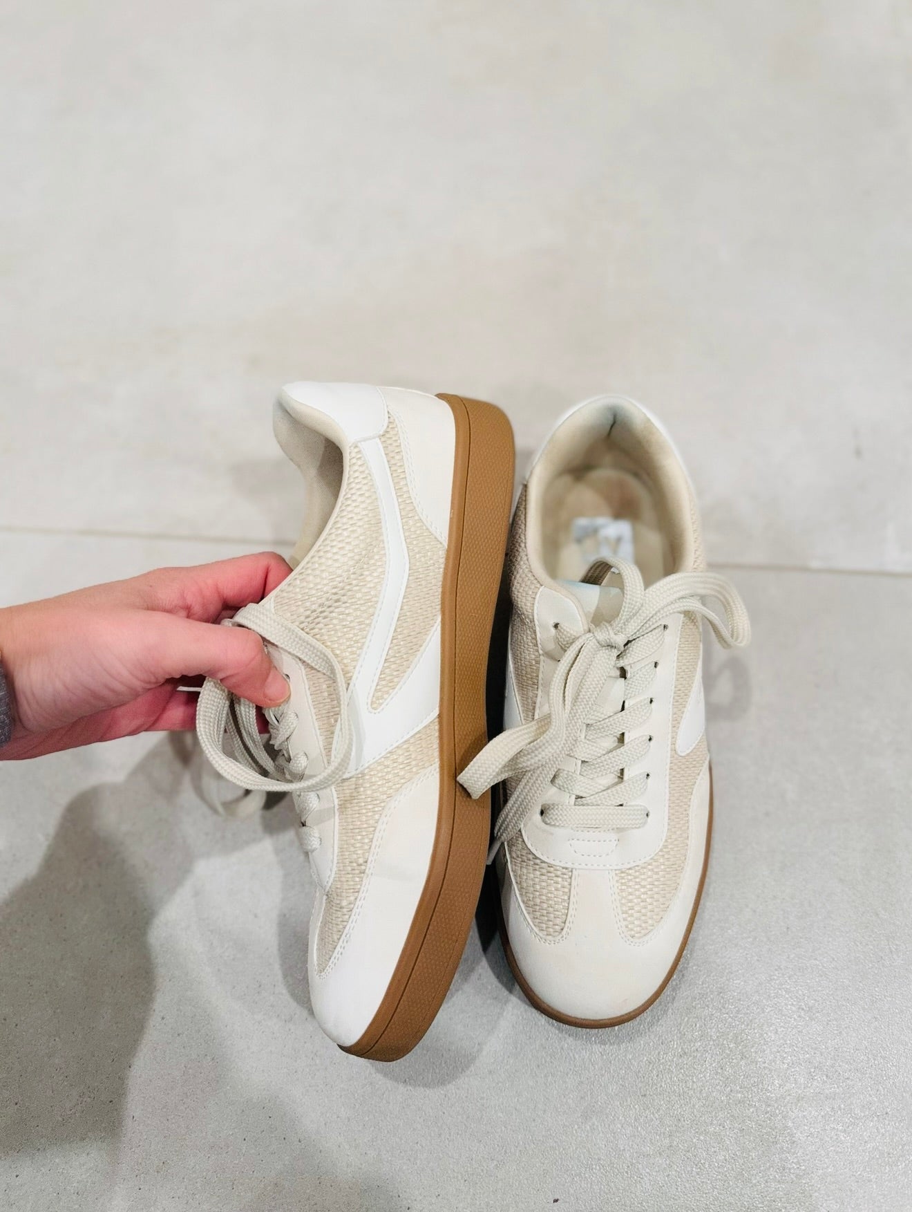 DV Sneakers-8