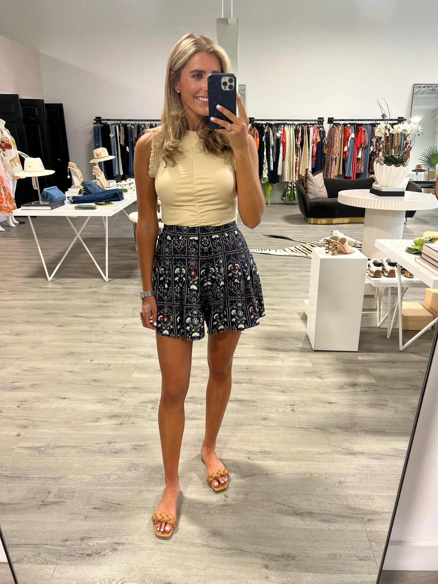 Willa Short-Hunter Bell-8