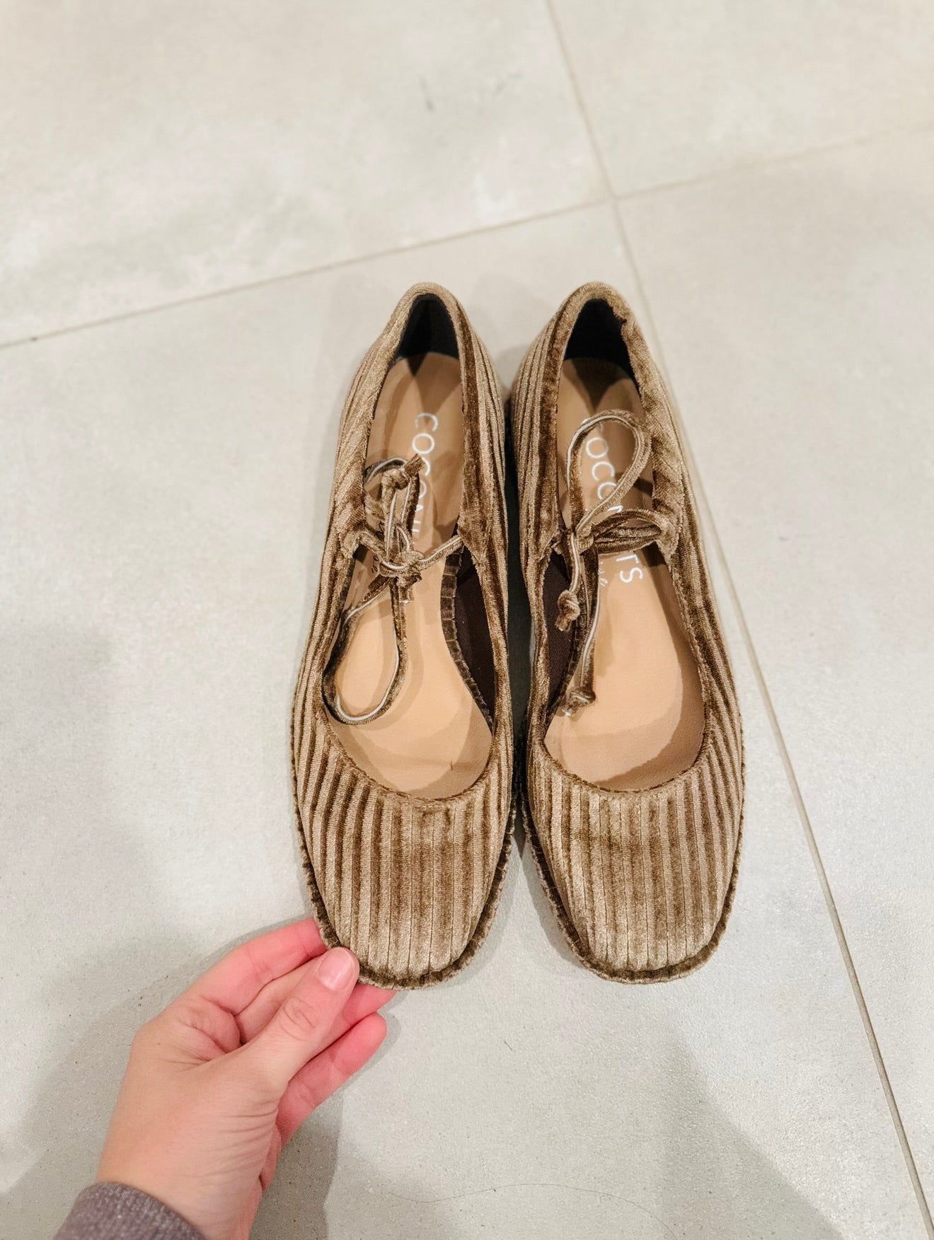Matisse Velvet Flats-8