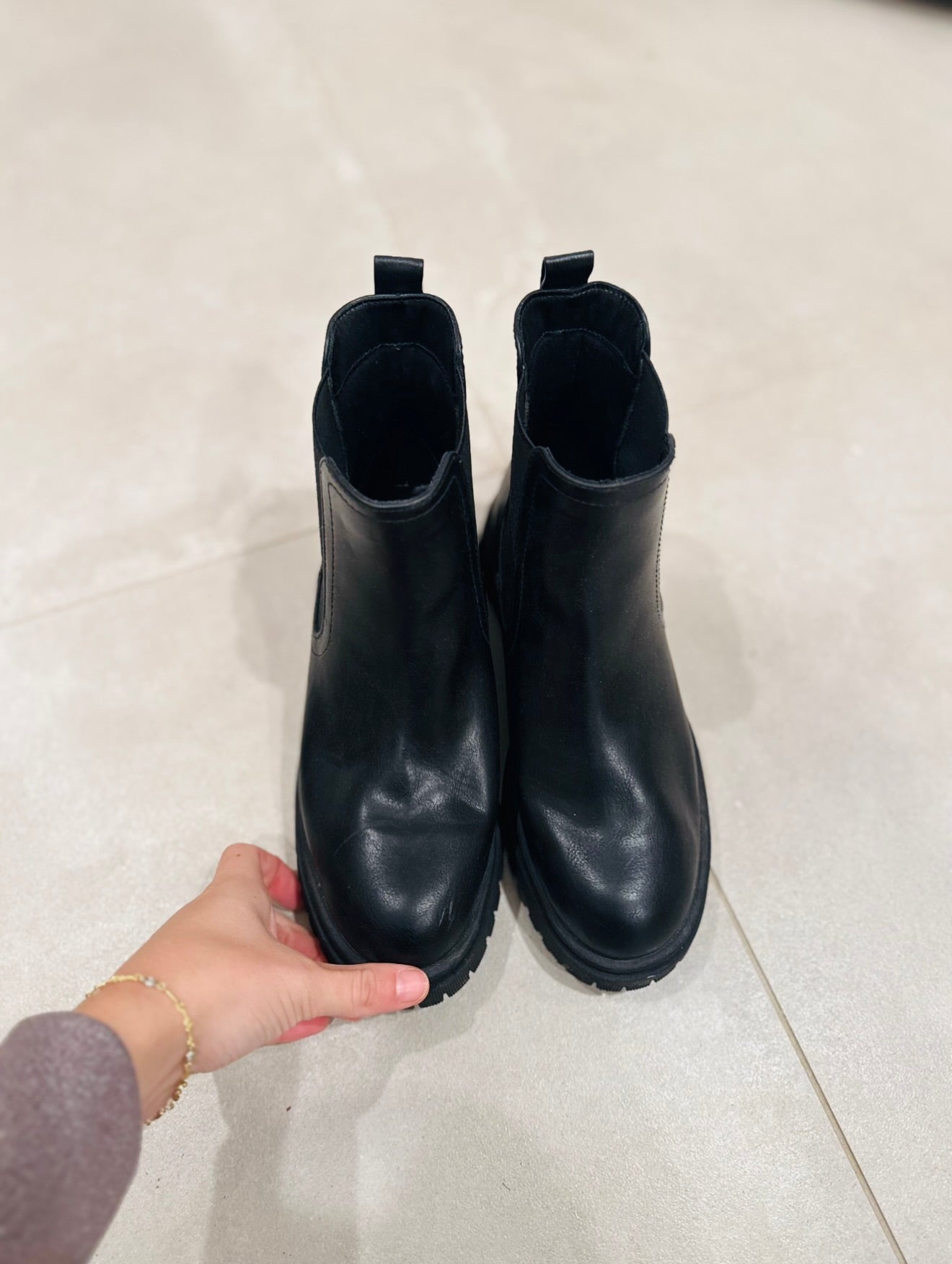 Old Navy Black Boots-7.5