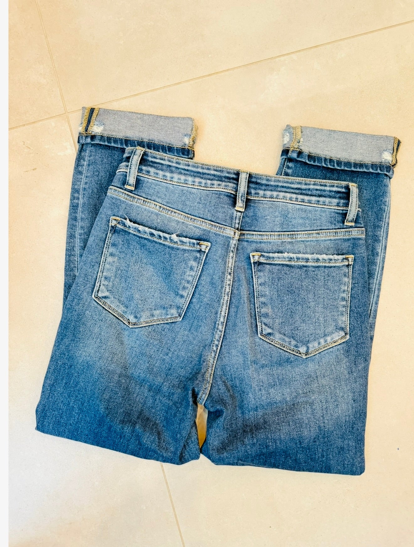 Vervet Distressed Jeans-27