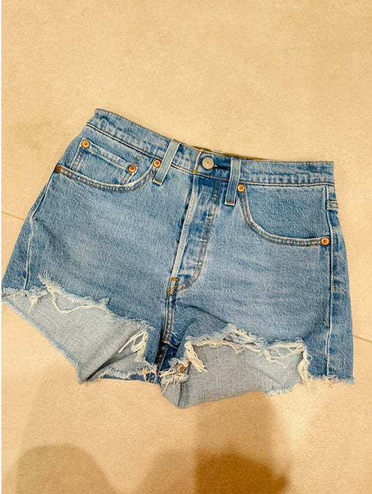 Levi Shorts-26