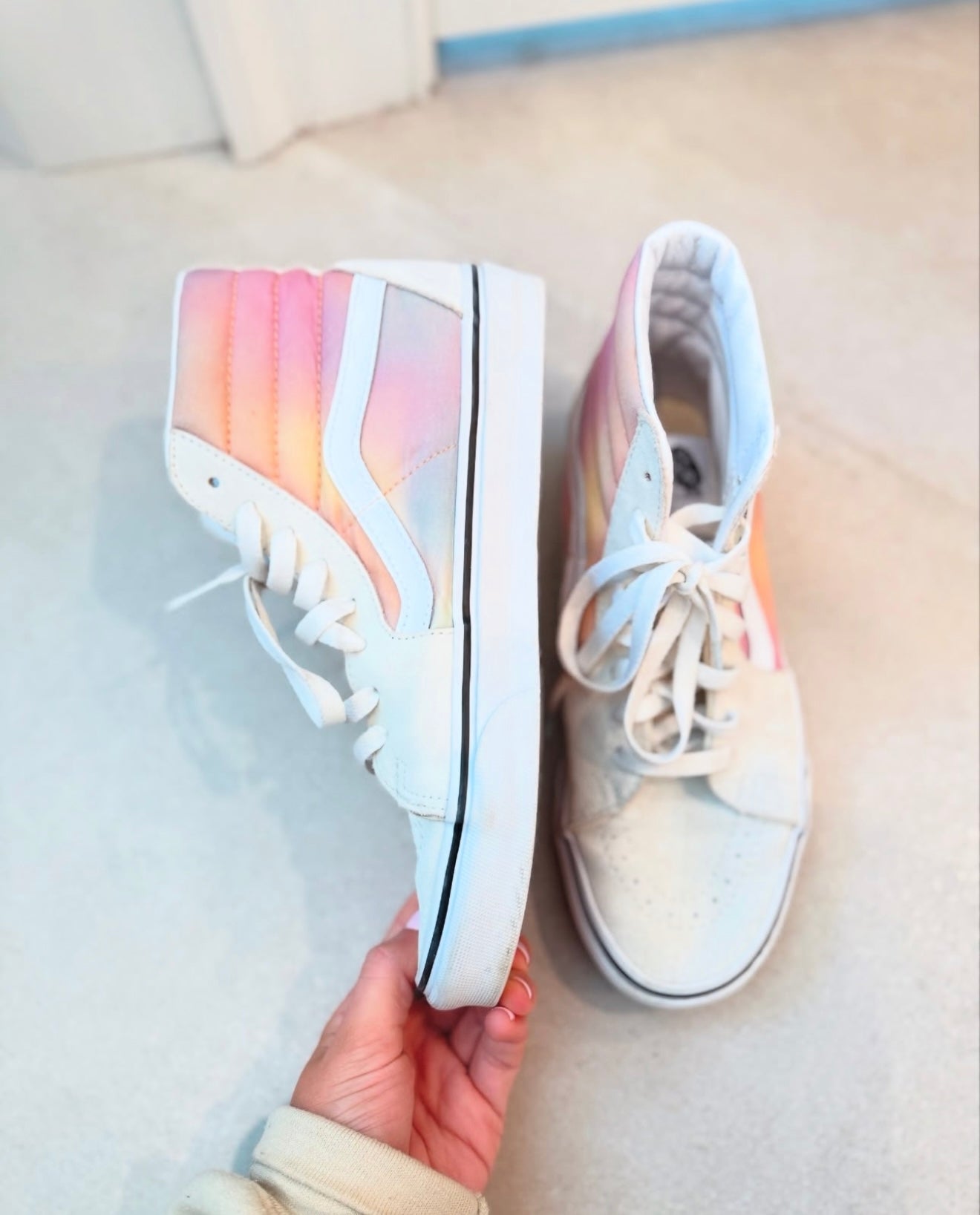 Hi-Top Watercolor Vans-9