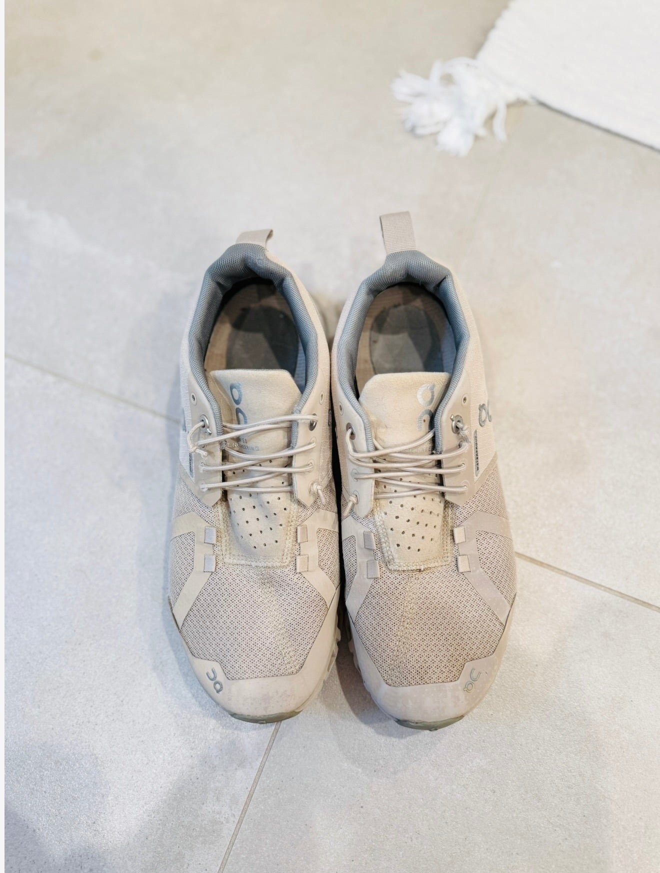 Waterproof On Cloud Sneakers-7.5