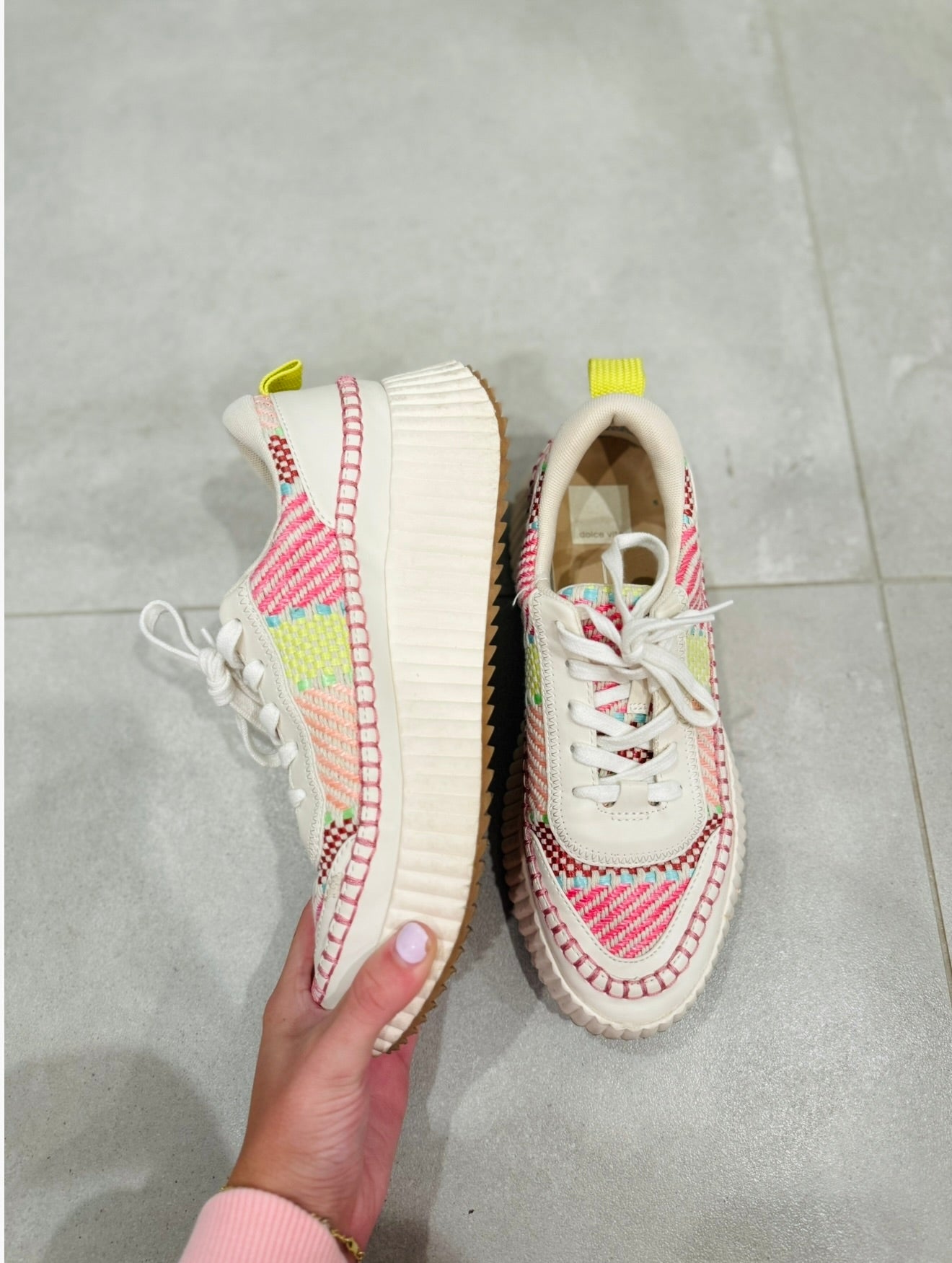Dolce Vita Sneaker-8.5