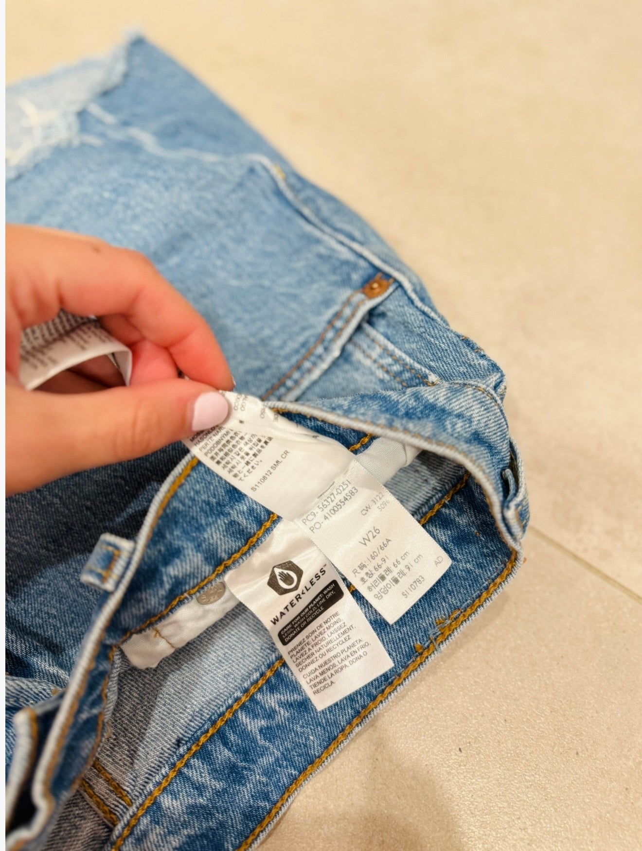 Levi Shorts-26