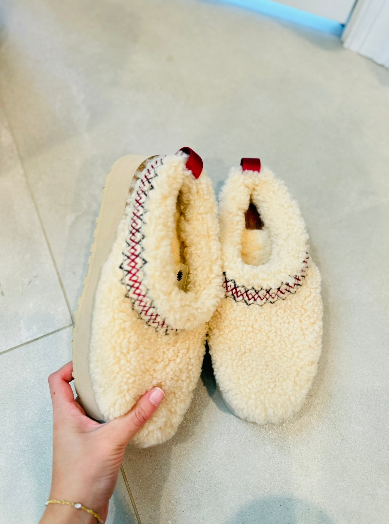 Ugg Tazz Slipper-8